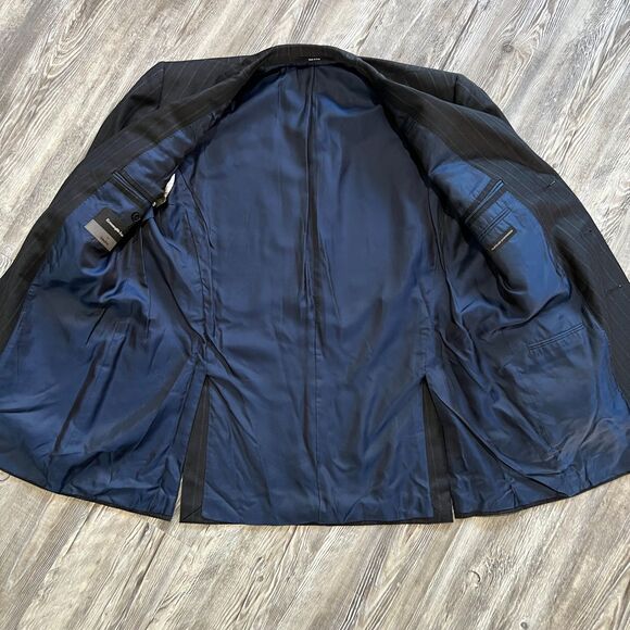 Ermenegildo Zegna Traveller Micronsphere Blazer 54R 100% Wool Pinstripe Italy - Picture 11 of 11